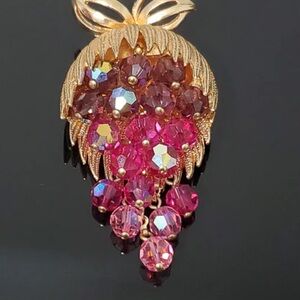 Vintage Schrager Cascading Grapes Brooch